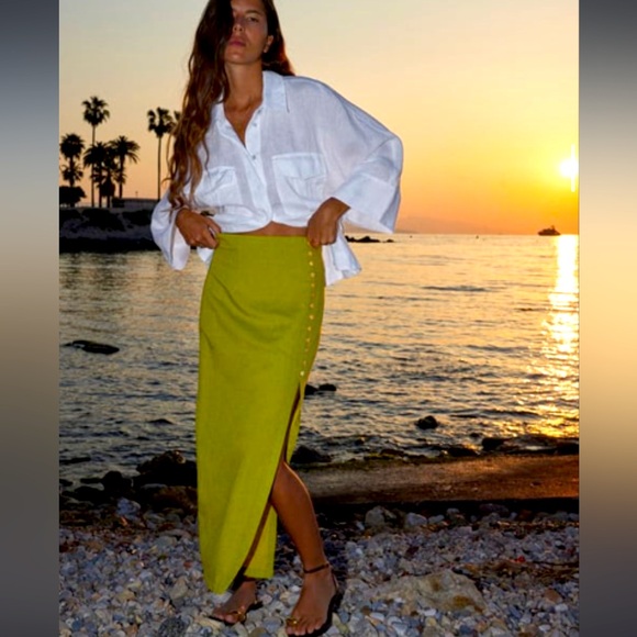 Zara Dresses & Skirts - Zara limited edition pure linen cotton blend buttoned slit midi skirt
